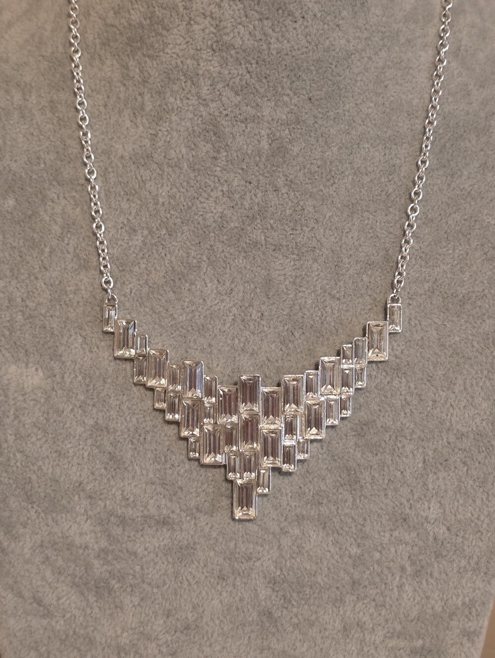 Art Deco Tiered Baguette Rhinestone Chevron V-Necklace Silver Tone